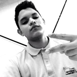 Meet your Posher, Ali